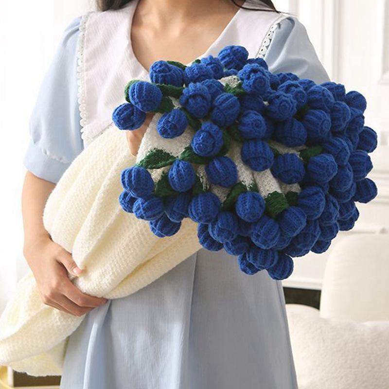 60/80/110/160cm Finished Rose Bouquet Blanket Knitted Nap Throw Blanket Gift for Girlfriend Best Friend Holiday Present with Gift bag