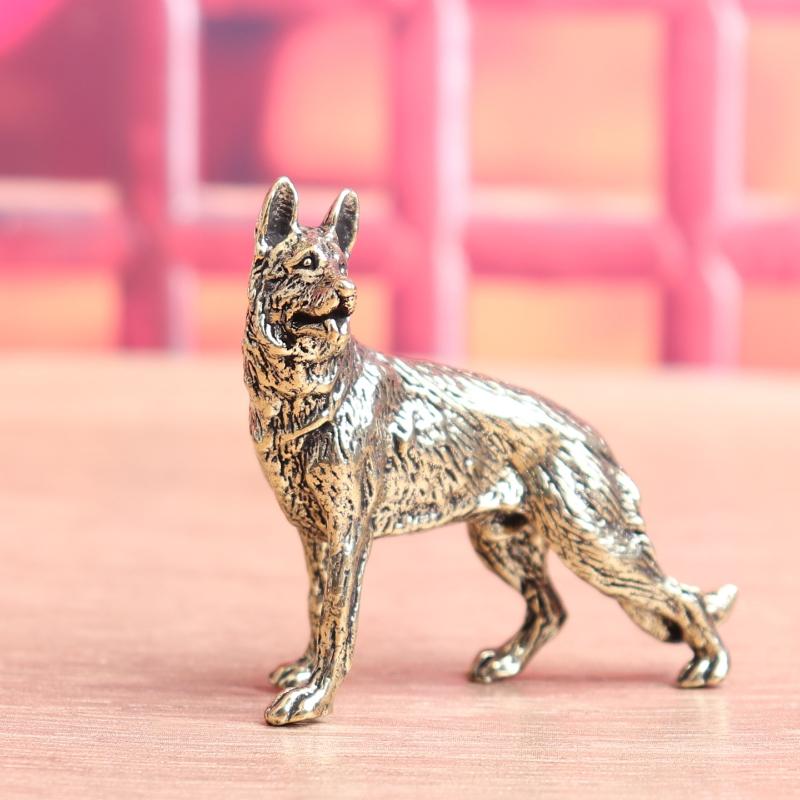 

Винтажные медные миниатюрные фигурки «Счастливая собака», настольные маленькие украшения, латунный волк, чайные питомцы, украшения для дома бронзовый