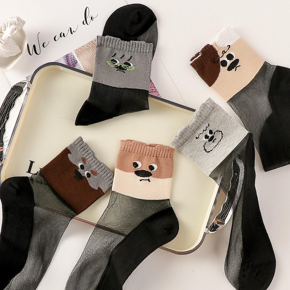 5 Pairs of Ultra-thin Socks with Cotton Soles and Silk Surfaces. The Cuffs Are Loose in Winter To Prevent Fraying. Cartoon Design.