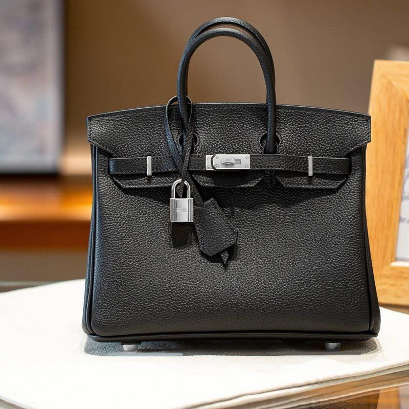 Gold buckle silver buckle top layer cowhide togo leather platinum bag (togo-2530BK)