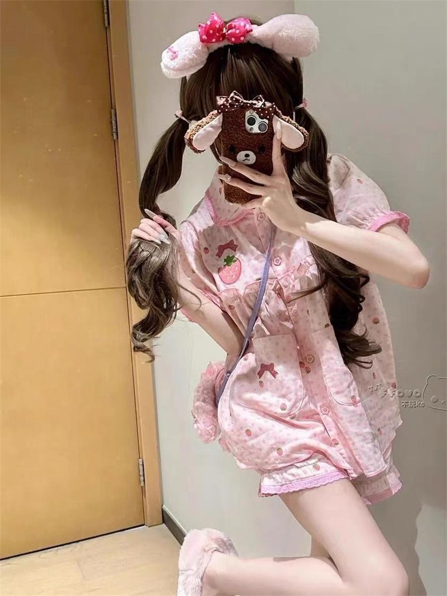 Cute polka dot ins wind strawberry pajamas women s summer short-sleeved shorts set doll collar can be worn outside loungewear S