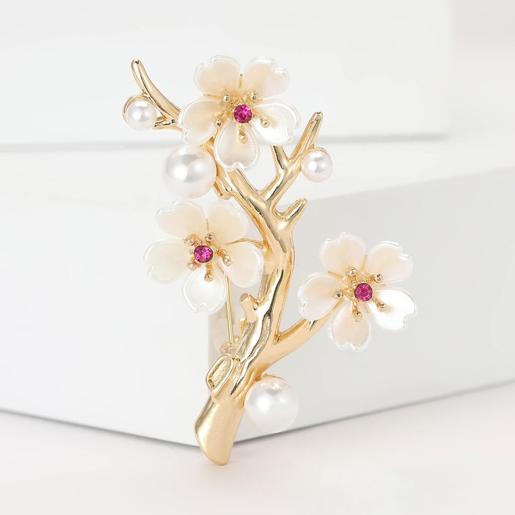 Japan And Korea Fresh Alloy Pearl Three Plum Blossom Brooch Temperament Simple Women'S Clothing Brooch Jewelry Pin