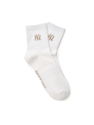 Emelbi Daily Small Logo Mid-Calf Socks Ny (White)