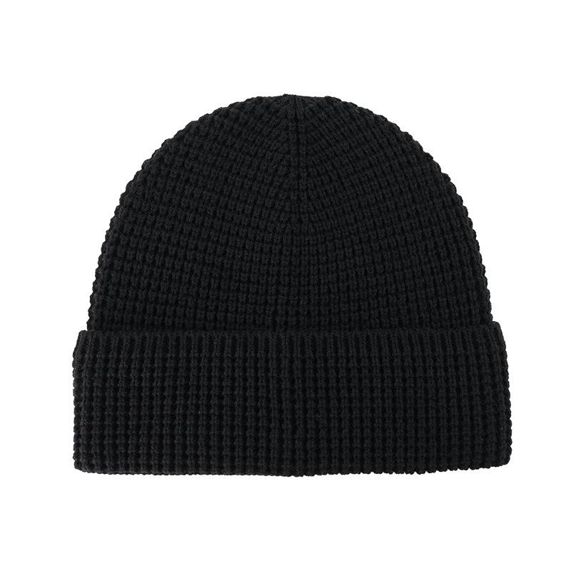 Simple thickened solid color knitted hat acrylic embroidered LOGO spot wool hat showing face small cold hat wholesale
