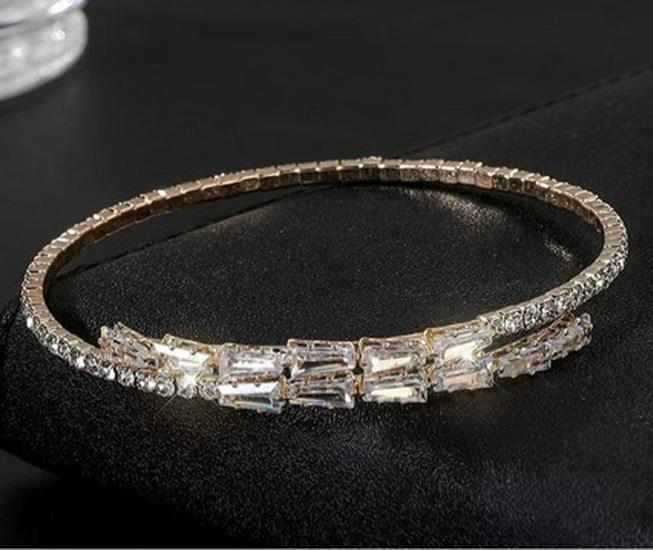 Zircon Bow Open Bangle: Stylish and Versatile Bracelet for Women