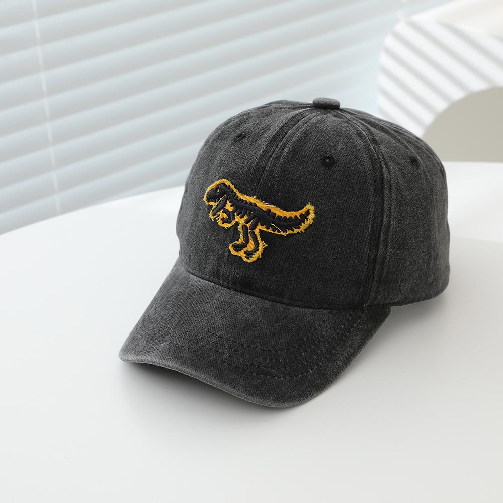 Solid-color patchwork embroidered dinosaur baseball cap, cotton, sweat-absorbent and breathable, casual baseball cap