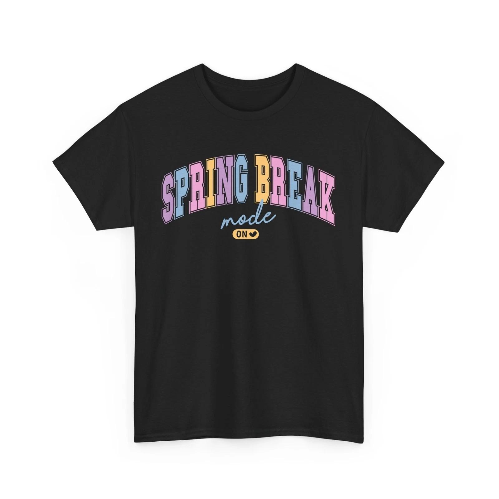 Globe Trekker T-Shirt | Travel & Discover New Places - Spring Break Mode on S