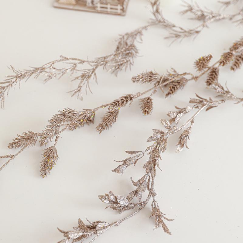 Christmas Vine & Branches: Champagne White & Gold Powder Tree Decor
