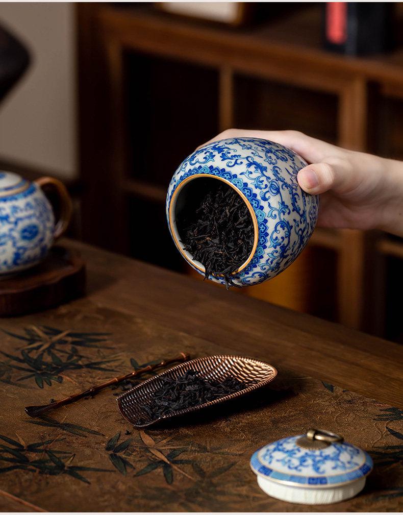 Ru Ware Blue & White Ceramic Tea Caddy: Moisture-Proof Chinese Style Sealed Storage for High-Grade Green, White, and Pu'er Tea.