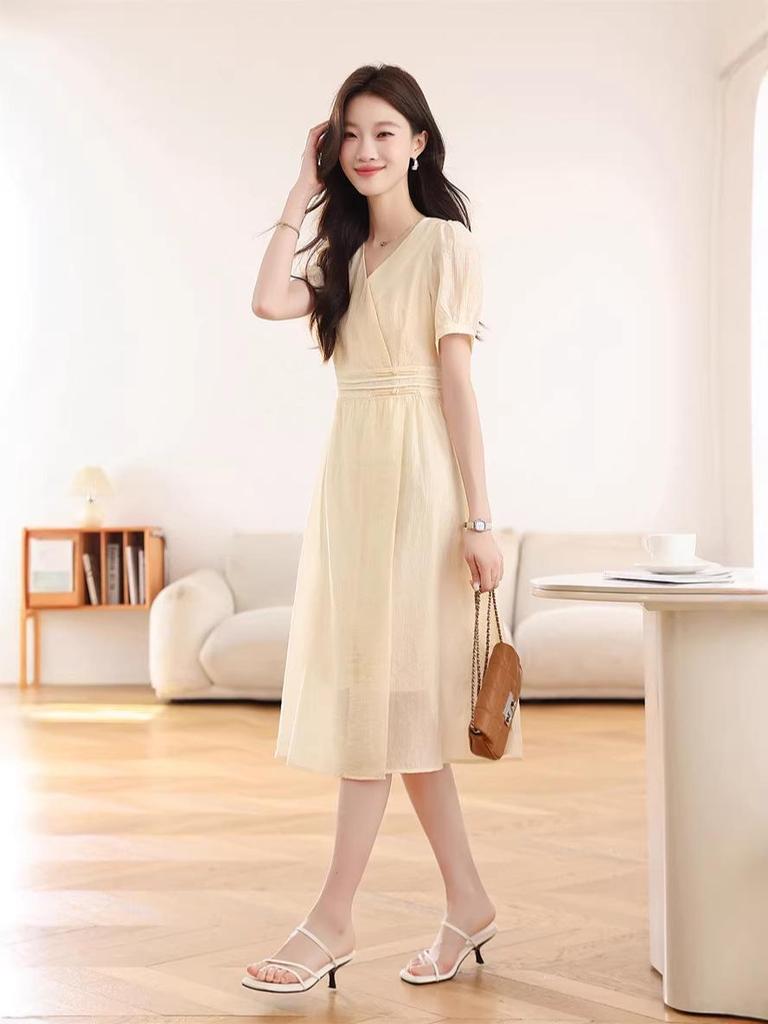 2026 Summer V-Neck Slimming Midi Dress for Middle-Aged and Elderly Women