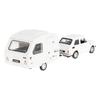 Model 1:43 Zestaw Fiat 126p + przyczepa Niewiadów Kemping, biały