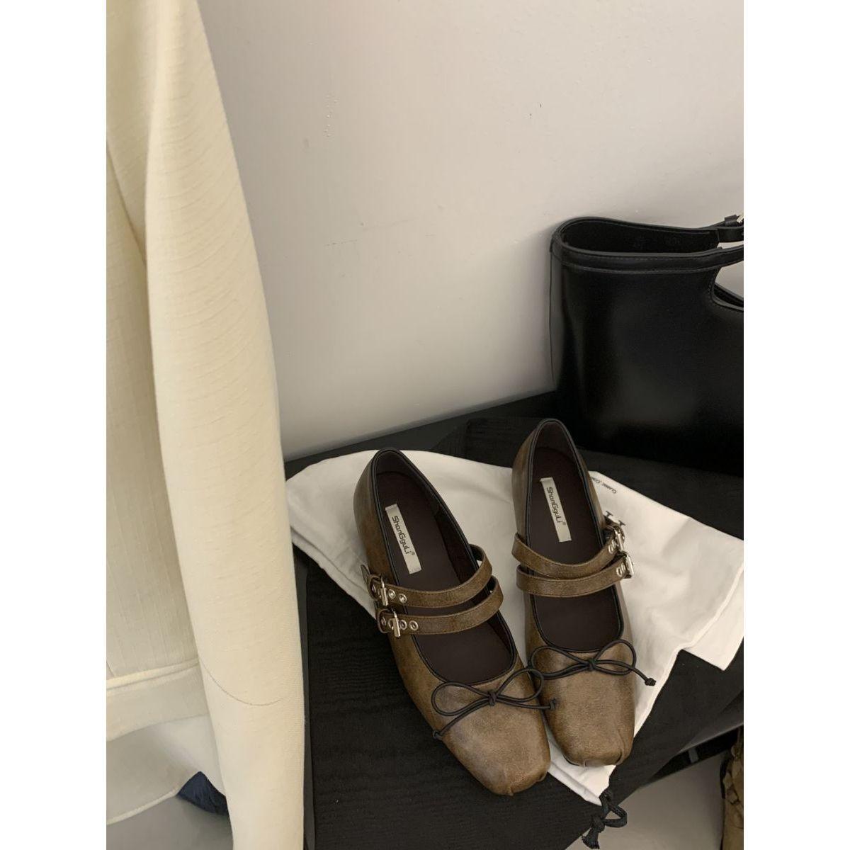 

Французские туфли-лодочки с мелким вырезом женские 2025 новые черные абсолютные детские балетки квадратный носок пятачок на платформе Мэри Джейн 40 коричневый