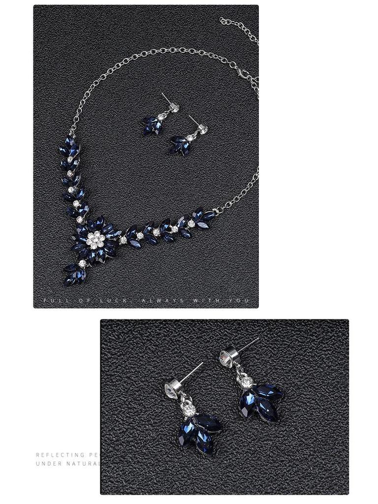 2022 Summer Retro Crystal Necklace & Earrings Set - European & American Fashion