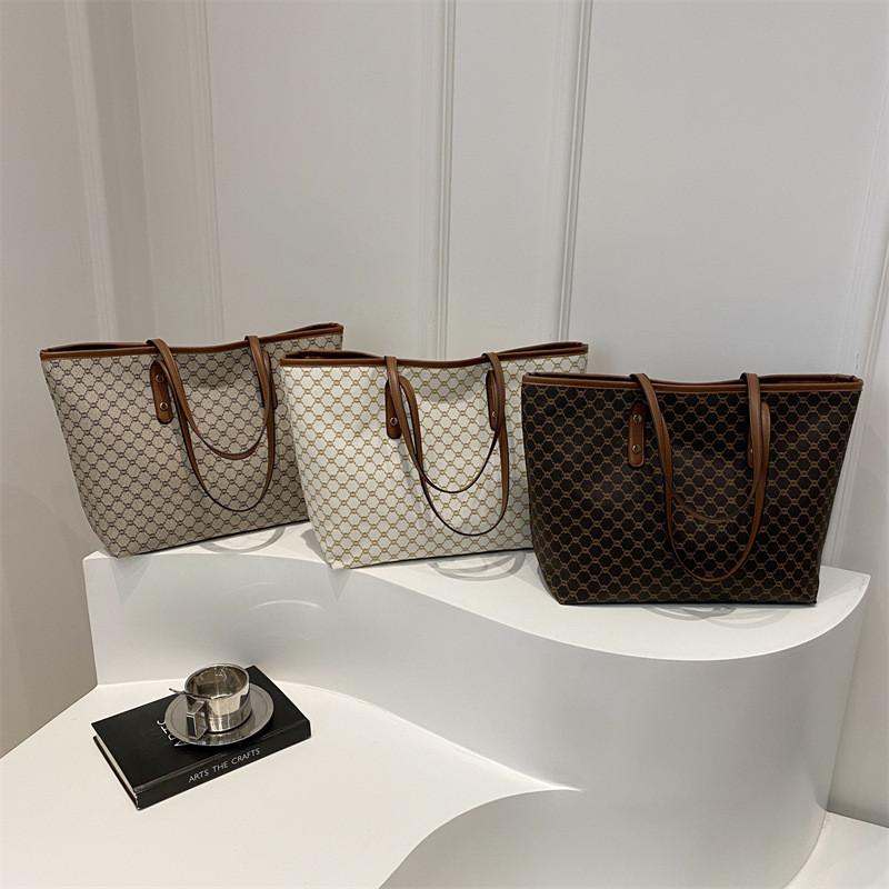 Fashionable Vintage Plaid Tote Bag For Women Stylish Large Capacity Shoulder Bag
