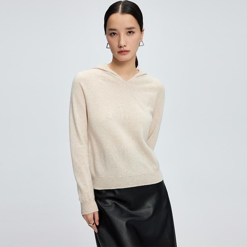 Women's Seamless Cashmere Hooded Sweater – Warm Autumn/Winter Knit Base Layer Hoodie