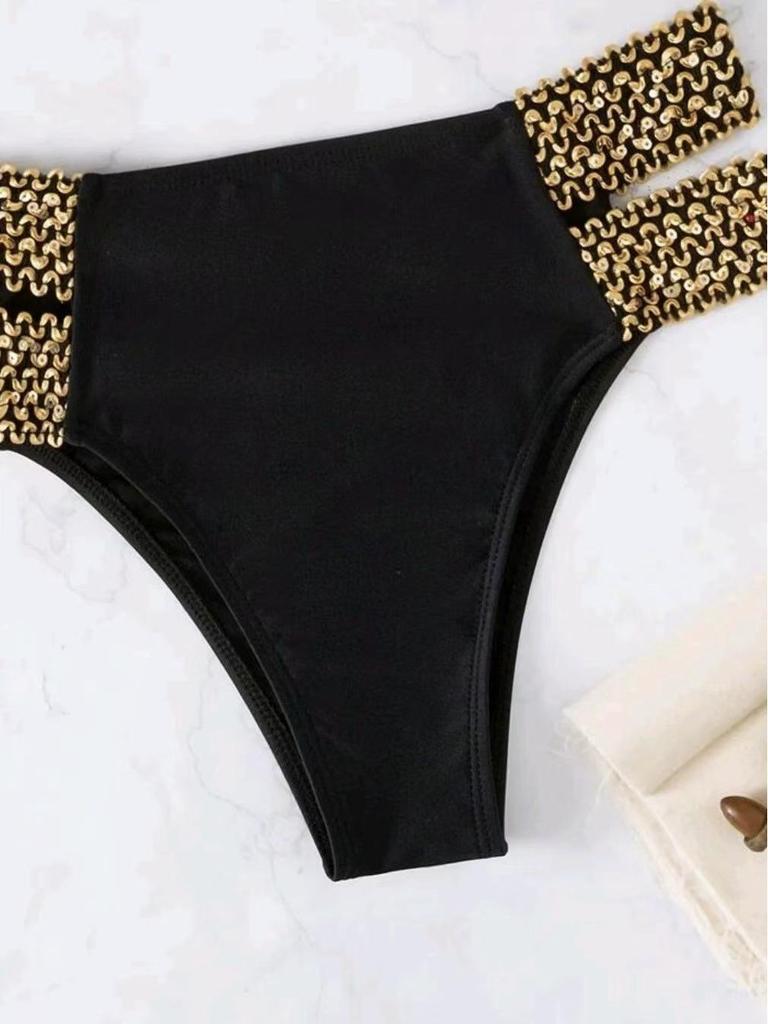 2023 European & American Split Bikini: Sexy Hollow-Out Beach Swimsuit