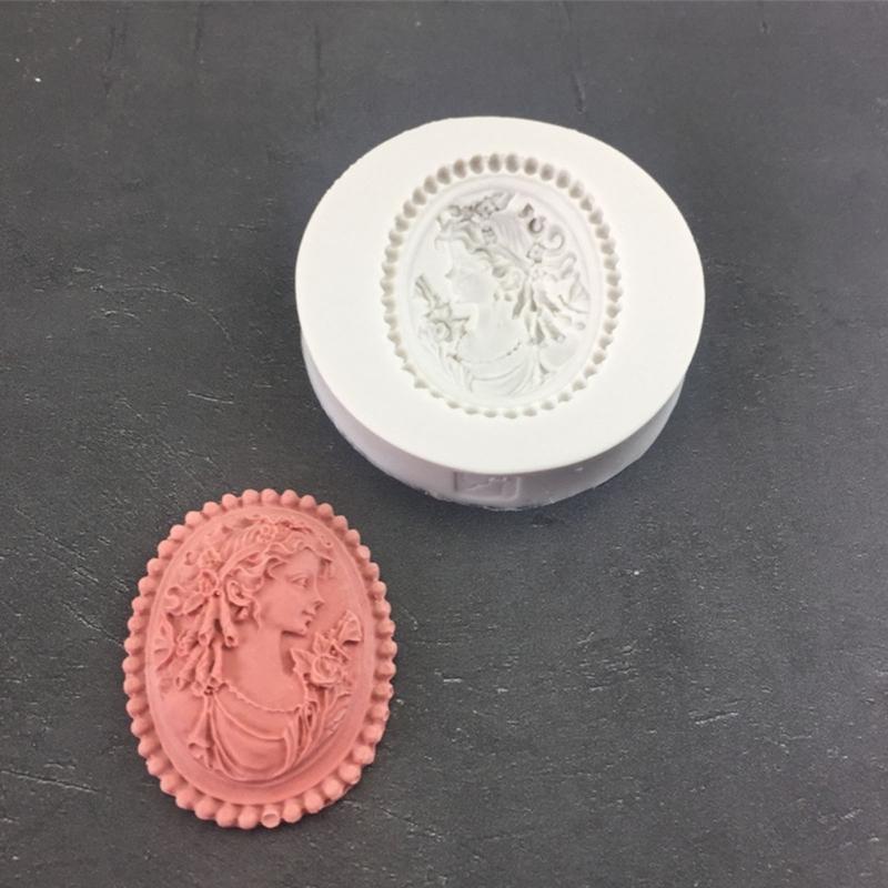 Vintage Victorian-Oval Frame Photo Mold Queens Portrait Seal Fondant Chocolate Candy Mold Chocolate Soap Resin Mold