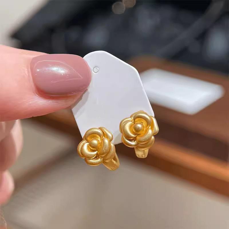 

Серьги Золотая Камелия Женские Ретро Легкая Роскошь Винтаж Персонализированные Минималистичные Женские Аксессуары Элегантные Модели Ювелирных Изделий Улучшенная Застежка-Пряжка