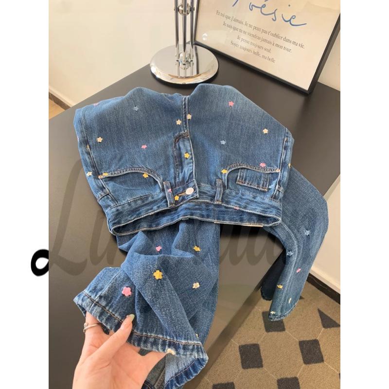 Official Women s High-Waist Blue Embroidered Wide-Leg Denim Pants Medium