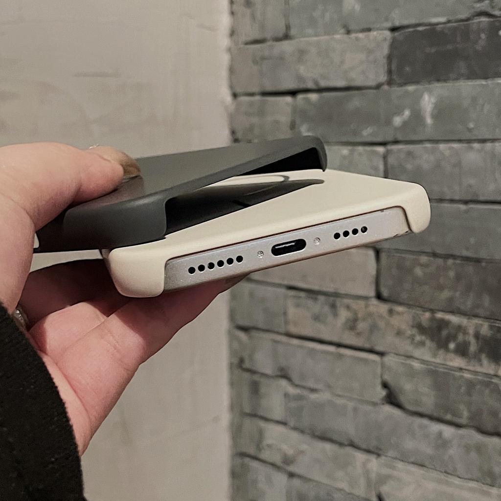 Applicable To IPhone16ProMax Thin Circle Magnetic Skin Absorbing Mobile Phone Case Apple 15 Matte 14 Fall Protection Case 13