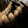 LED Ghost String Light Handmade Light-up Halloween Cloth Ghost Garland for Party Haunted House Fireplace Porch Decor