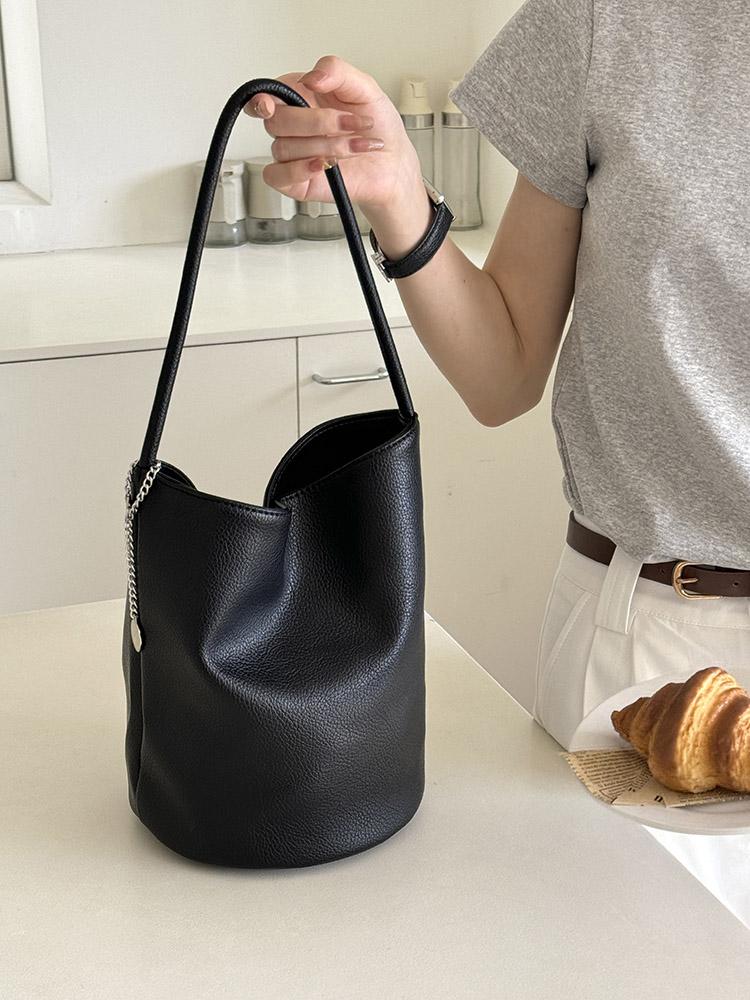 Retro Women's Bucket Shoulder Bag Soft PU Leather Female Underarm Bags Solid Colour Ladies Small Tote Purse Commute Handbags