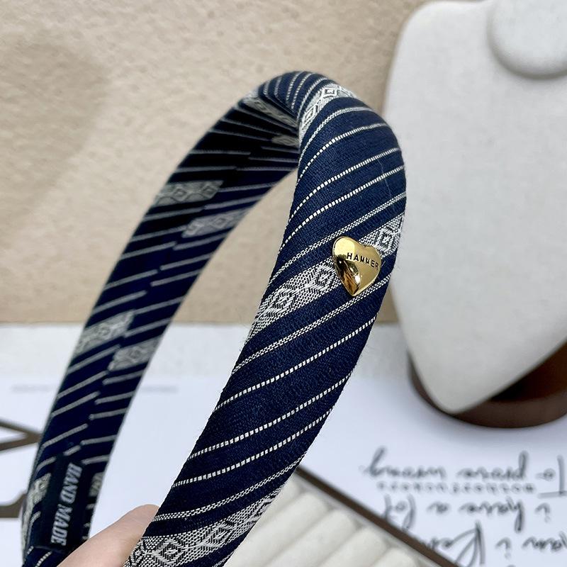 French Elegance Black Series Pearl Headband with Teeth - Autumn/Winter Collection