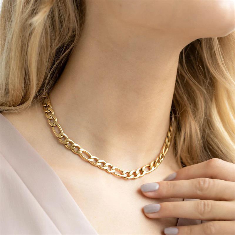 European Style Gold Clavicle Chain Necklace: Thick Chain, Niche Design, Non-Fading, Hypoallergenic.