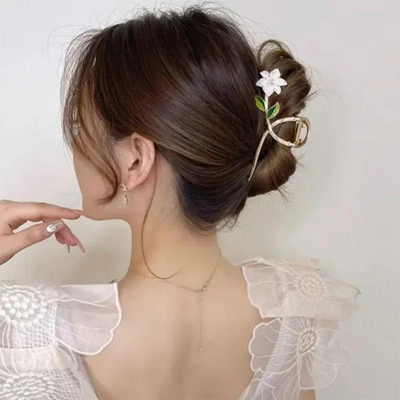 1PC Women Metal Hair Claw Elegant Gold Flowers Hair Clips