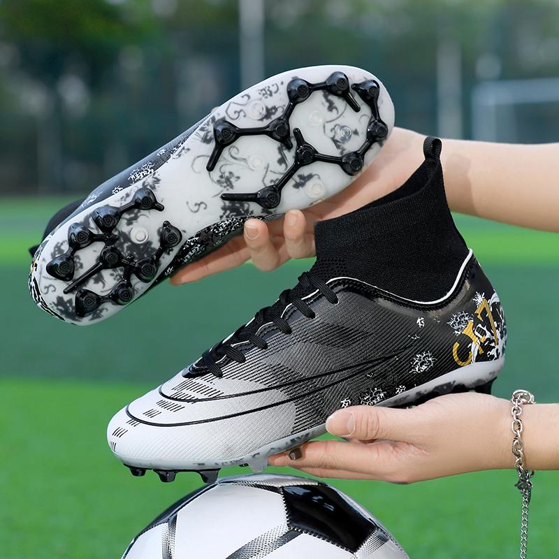 New Summer Football Shoes Long Spike Grass Football Shoes Training Competition Low Top Spike Sports Shoes For Men 32-45