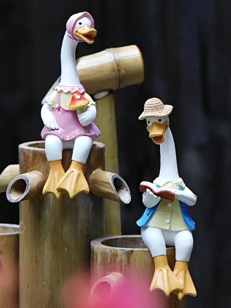 

Фигурки пары уток из смолы - Декоративные расписанные вручную коллекционные предметы для различных типов комнат, Универсальный декор для помещений и улицы