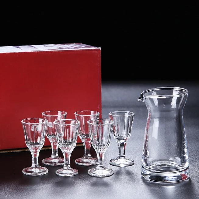 

Набор стеклянных бокалов для вина 6 шт. + 1 шт. Бытовой диспенсер для вина Подарочный набор бокалов для вина Рюмка для спиртных напитков Стопка 10 мл Прозрачный бокал Посуда для напитков