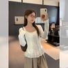 T-shirt a maniche lunghe da donna per l'inizio dell'autunno, design a finto due pezzi con cucitura sull'orlo, con top in pizzo a fungo