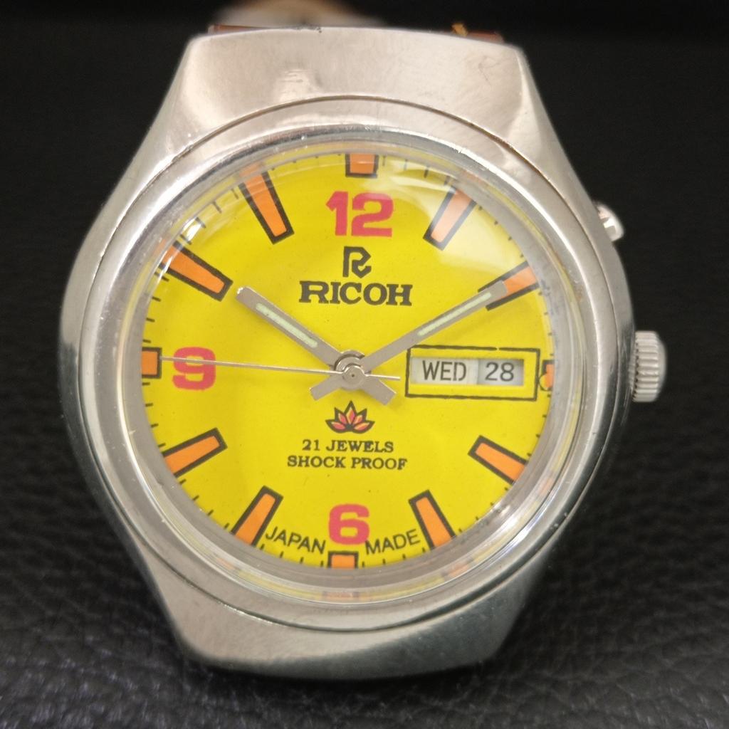 RICOH R31 AUTOMATIC VINTAGE JAPAN MENS YELLOW COLOR DIAL WATCH a706852-1