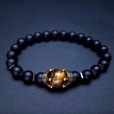 Bracciale da Uomo con Corona in Pietra Occhio di Tigre Opaca – Gioiello di Perline alla Moda Europeo e Americano
