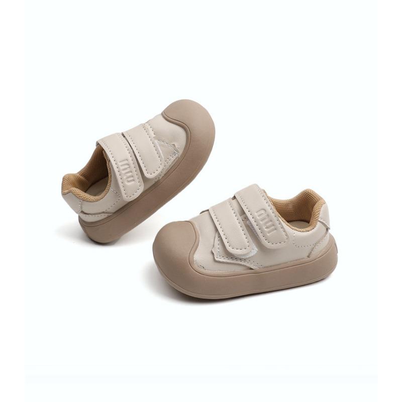 

Baby shoes, spring-autumn breathable flats, 1–2–3 years old boys and girls baby small sneakers, small kids infant soft sole learning-to-walk shoes 26 бежевий