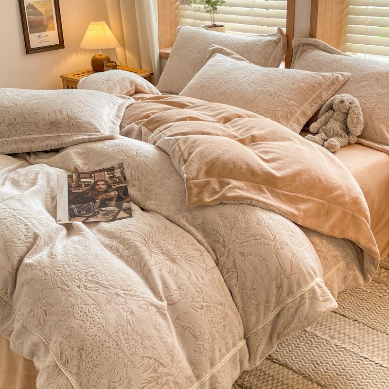 

Home Textile Thickened Carved Fleece, Milk Fleece 4Pcs Winter Warm Bedding 1.8 bed 4pc quilt 2*2.3m
