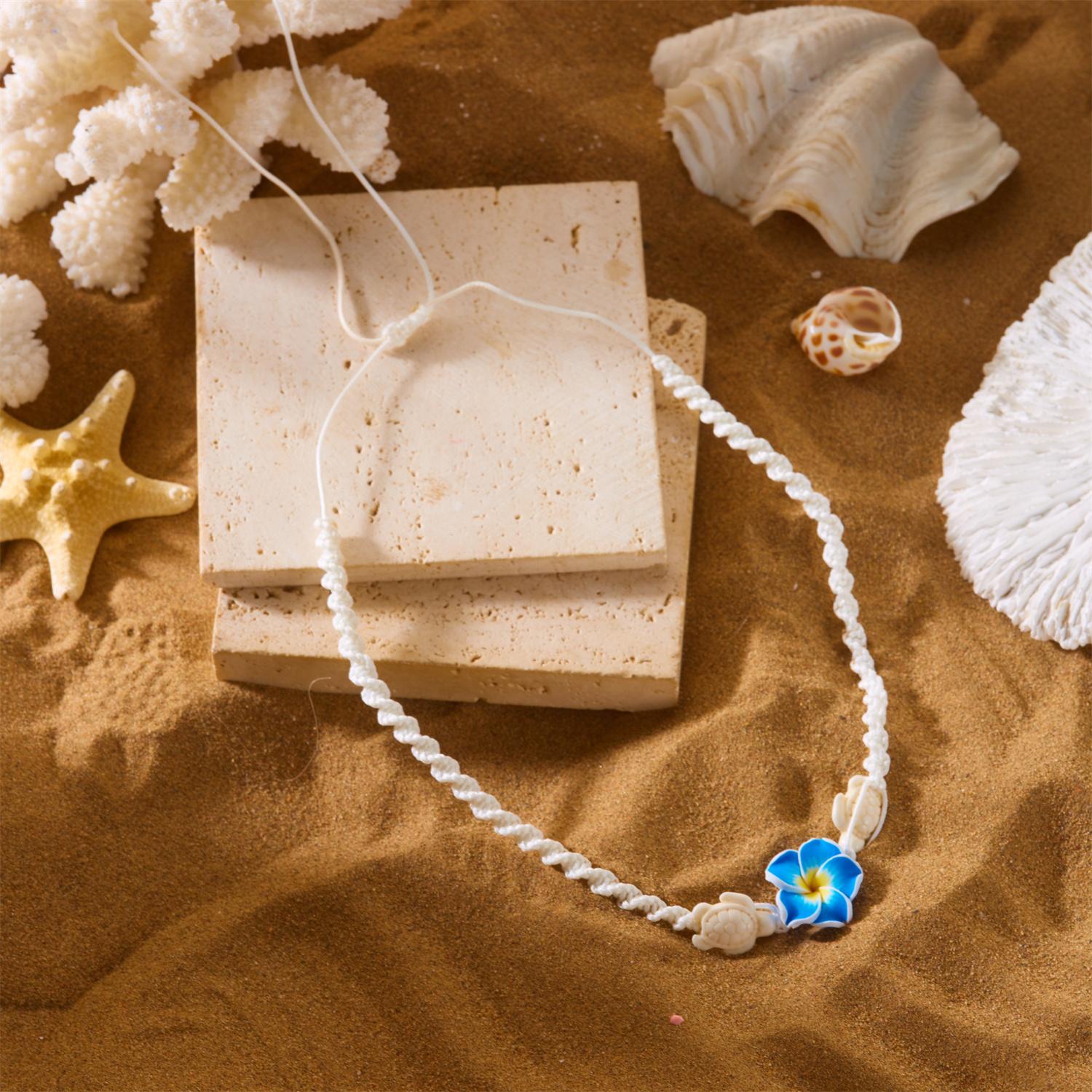 

Bohemian White Plumeria Flower Necklace for Women Handmade Colorful Beaded Choker Summer Beach Vacation Jewelry Gift 2026 Trend