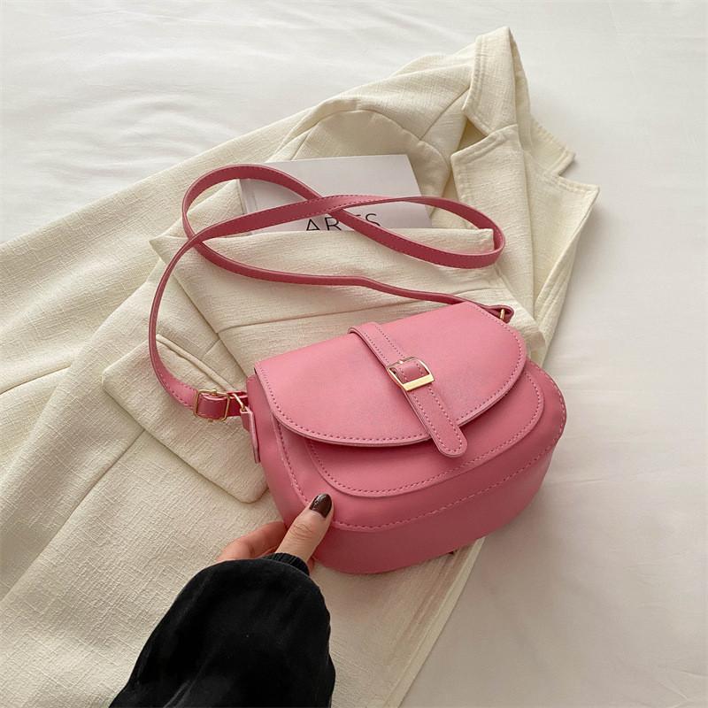 Elegant Retro Saddle Bag 2024 Trendy Shoulder Bag For Women Simple Casual Pu Crossbody Bag