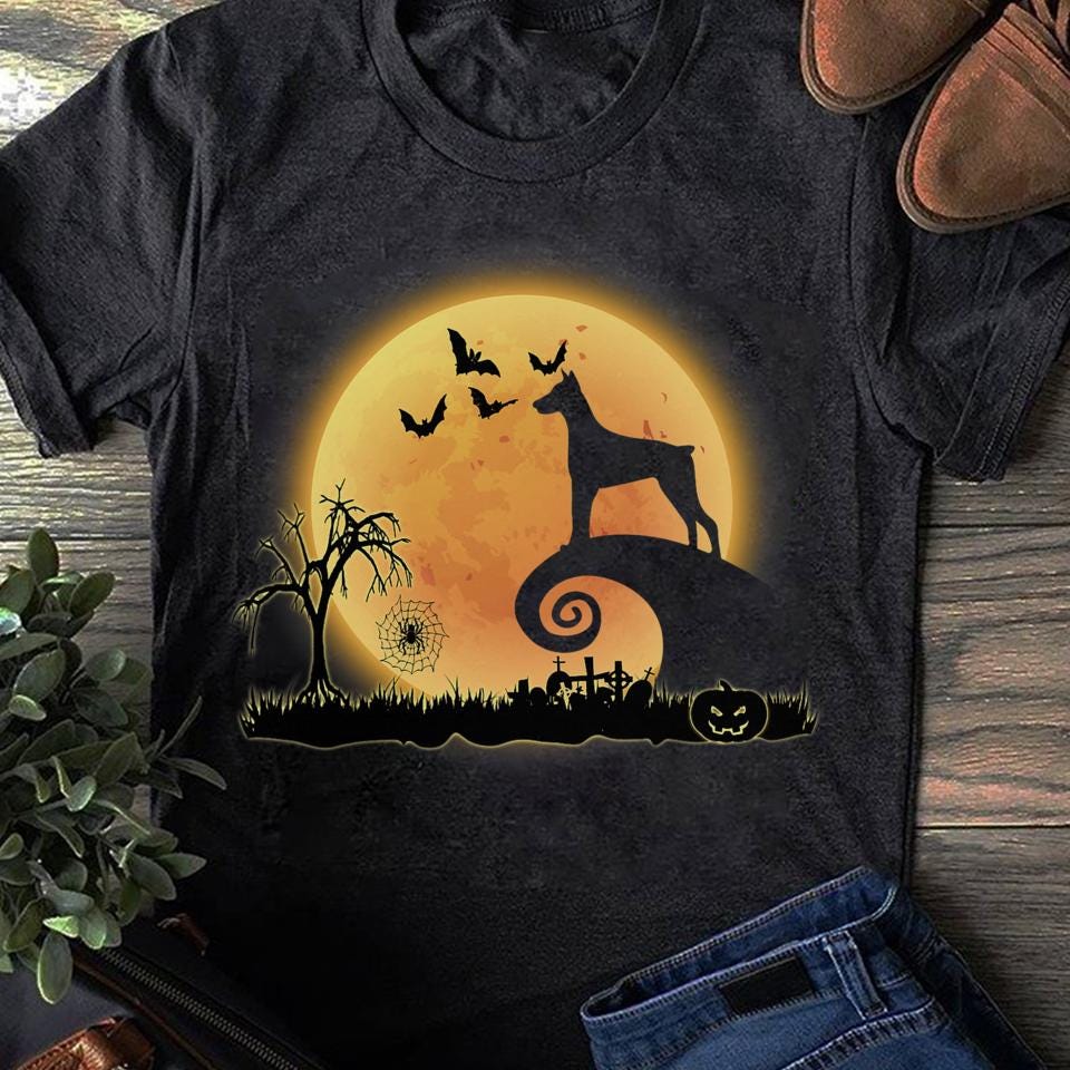 Doberman Halloween T-Shirt: Funny Dog & Moon Costume