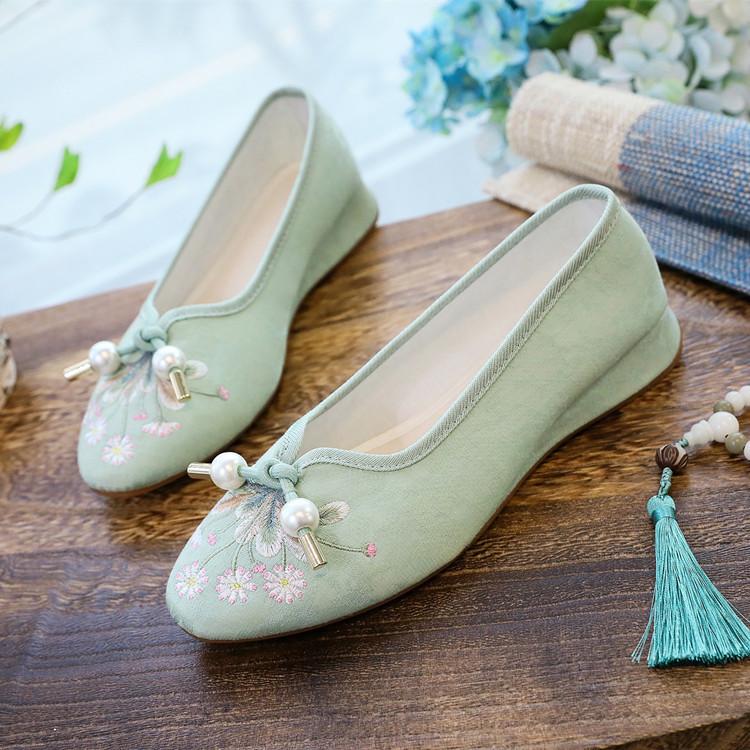 Fashion Oriental Aesthetic Pearl - Tassel Embroidered Wedge Shoes | Hanfu - Ready Vintage Court - Style Shoes