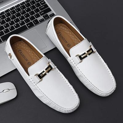 NEW Men Leather Shoes Handmade Stitching Casual Slip On Loafer Moccasins Breathable Casual Shoes for Men Metal Decoration Shoes