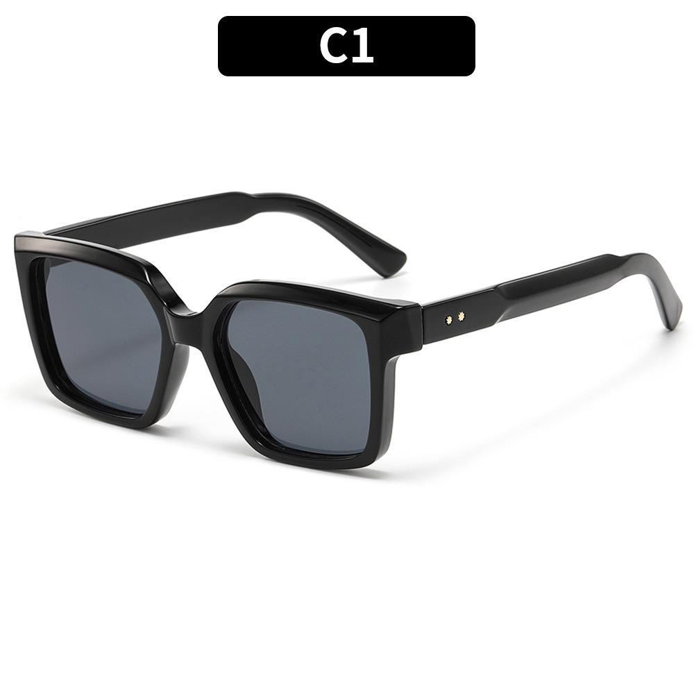 

2025 Trend Classic Y2K Square Shades UV400 Fashion Sunglasses Women Men High Quality Glasses for Beach Holiday as pictures