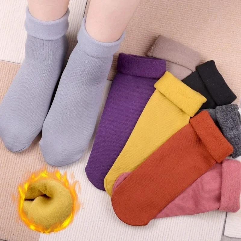 Thicken Plush Middle Tube Socks Winter Warm Thermal Snow Boots Soft Velvet Fleece Socks for Women Men Home Floor Sleeping Socks