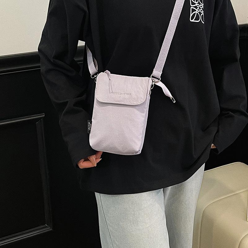 Eine Nischen-Design, Lässige und Hochwertige Tasche, Eine Modische Kleine Quadratische Tasche für Damen, und Eine Einzel-Schulter-Crossbody-Tasche