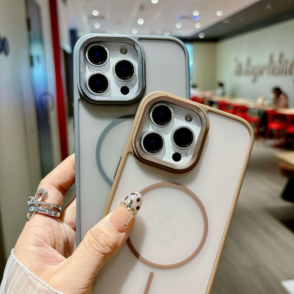 The New Diamond-textured Fine Ring with Strong Magnetic Attraction for IPhone15PROMAX Is Suitable for The Matte Skin Feel Phone Case of IPhone 16