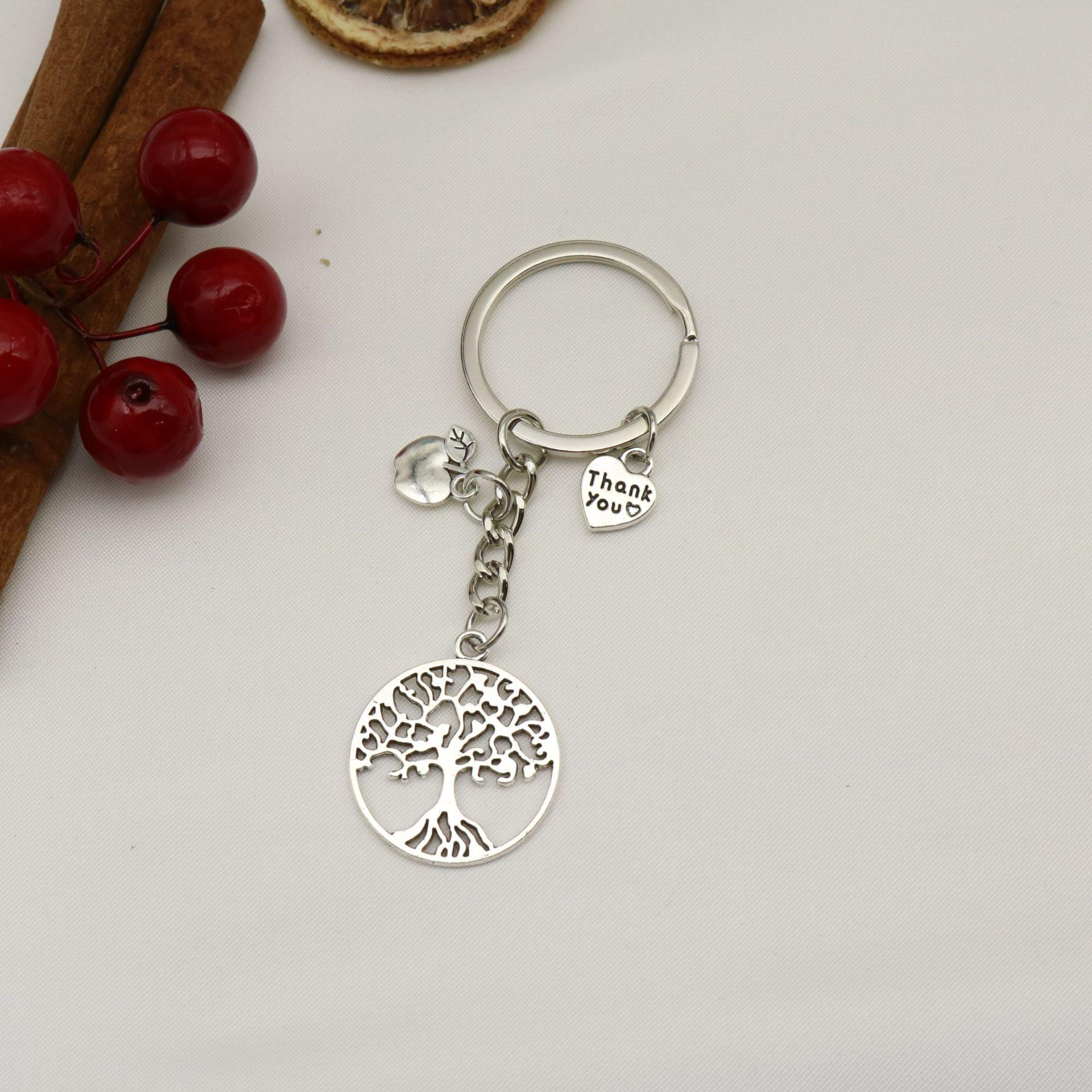 Heart Tree of Life Pendant Keychain: Thanksgiving Family Gift серебряный