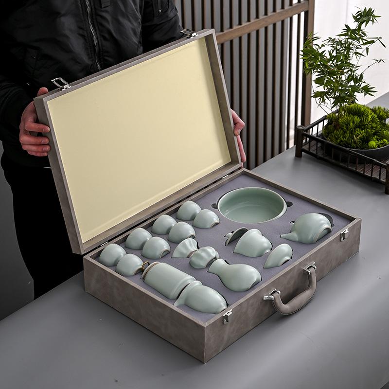 Ru Kiln Tea Set 15 Heads, a Complete Set of Kung Fu High-end Ru Porcelain Openings Can Raise Teapots, Tea Washes, and Retro Tea Cans