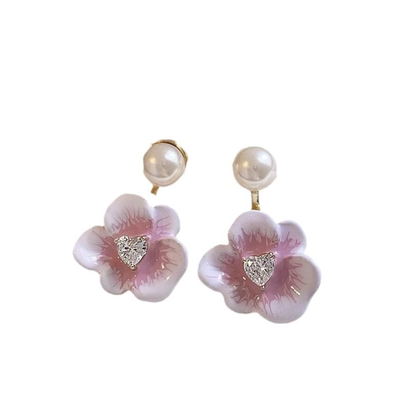 Forest-Inspired Fresh Oil-Drip Flower Pearl Earrings: Elegant, Reversible Design for Women Seeking Unique, Light Luxury and High-End Style.
