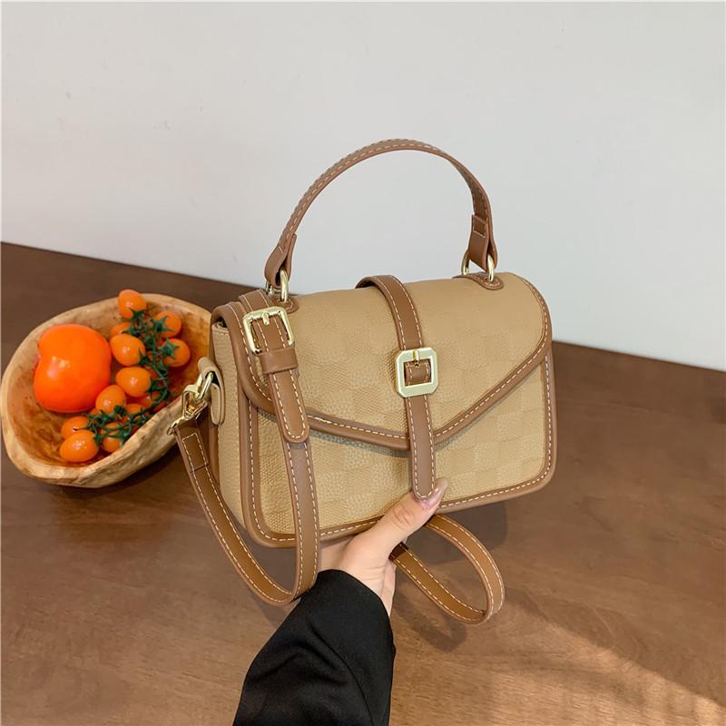 Senior sense of retro small bag female  new popular pop tide plaid crossbody bag fashion trend small square bag